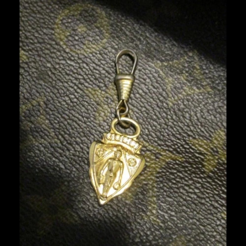 $10 OFF Gucci Knight Medallion Excellent No Gold Loss Looks New Sale Today